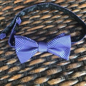 GIFTED Men’s purple bow tie